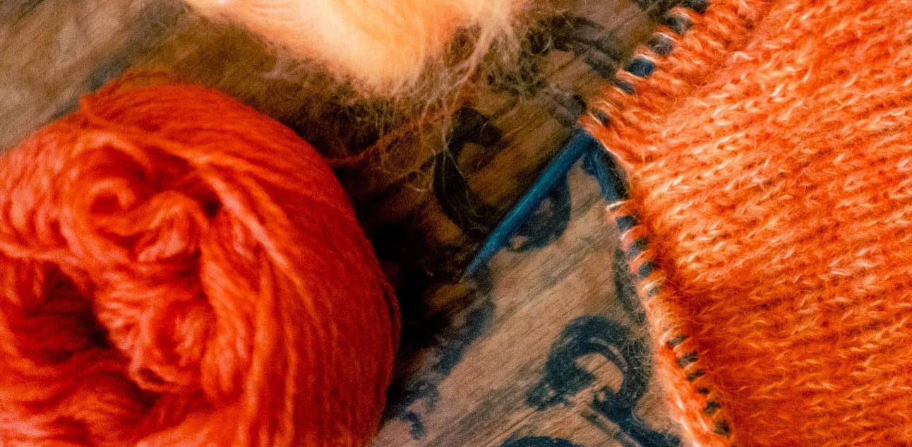 Stash Down Project #1 – Jack-o’-lantern sweater